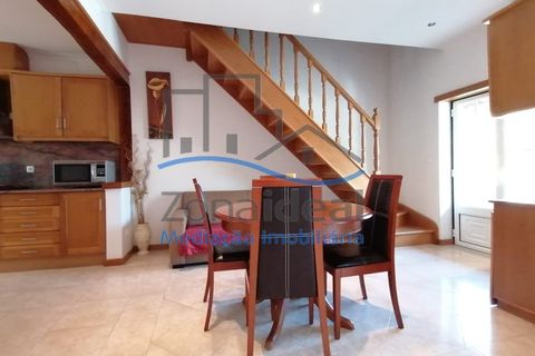 Villa a Alenquer, Lisbon, Alenquer - € 375.000 | Ref: ZI-495 - foto 2