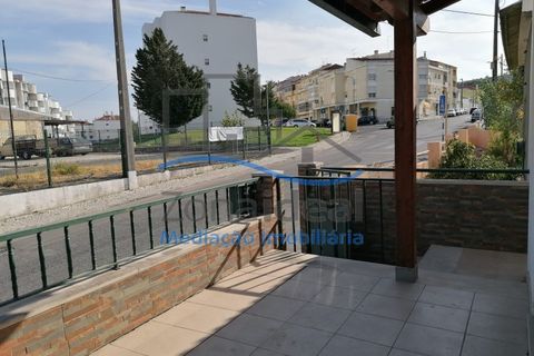 Villa a Alenquer, Lisbon, Alenquer - € 375.000 | Ref: ZI-495 - foto 22