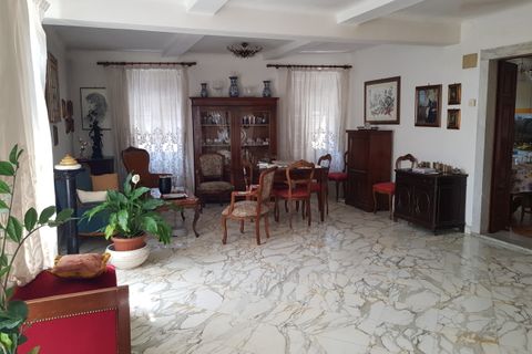Villa a Carrara, Massa and Carrara, Carrara - € 428.000 | Ref: 107935 - foto 21
