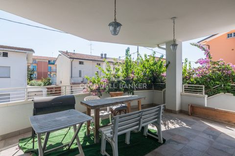 Villa i Misano Adriatico, Rimini, Misano Adriatico - € 695.000 | Ref: CBI099-1528-520771 - foto 30