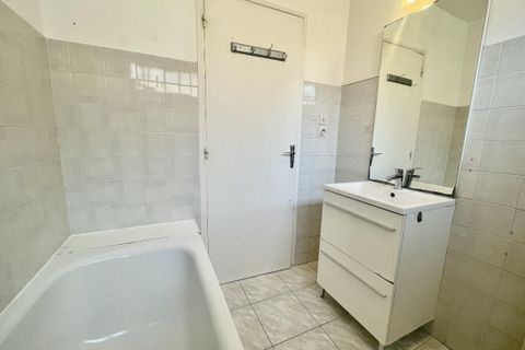 Lejlighed i Millau, Aveyron, Millau - € 144.000 | Ref: E7C4A53E1BB344E2 - foto 8