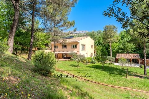 Villa i Rousset, Bouches-du-Rhone, Rousset - € 1.390.000 | Ref: 340931161988 - foto 2