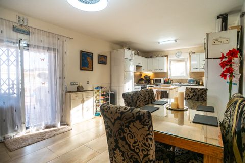 Villa i Torrevieja, Alicante, Torrevieja - € 610.000 | Ref: I2441 - foto 20