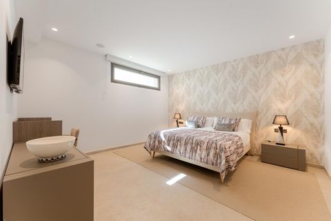 Villa a Marbella, Malaga, Marbella - € 4.950.000 | Ref: HRvillacamelia - foto 29