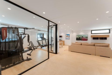 Villa a Marbella, Malaga, Marbella - € 4.950.000 | Ref: HRvillacamelia - foto 36