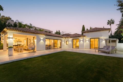 Villa a Marbella, Malaga, Marbella - € 4.950.000 | Ref: HRvillacamelia - foto 48