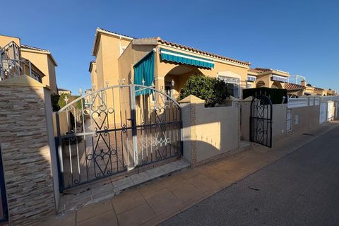 Villa a Orihuela, Alicante, Orihuela - € 196.900 | Ref: B11992/6084 - foto 23
