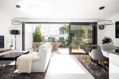 Rækkehus i Estepona, Malaga, Estepona - € 899.000 | Ref: R5161600 - foto 3