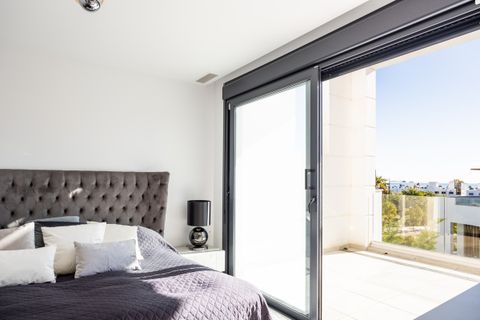 Rækkehus i Estepona, Malaga, Estepona - € 899.000 | Ref: R5161600 - foto 13