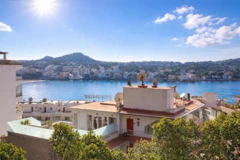 Вилла в Santa Ponsa, Mallorca - фотография 1