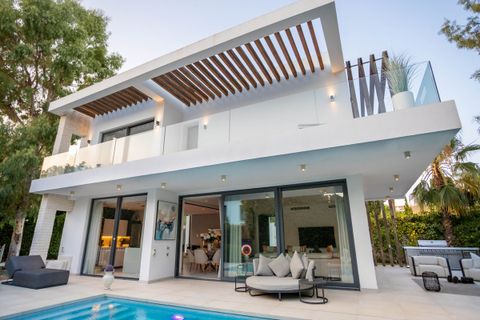 Villa a Estepona, Malaga, Estepona - € 1.799.000 | Ref: R5174350 - foto 8