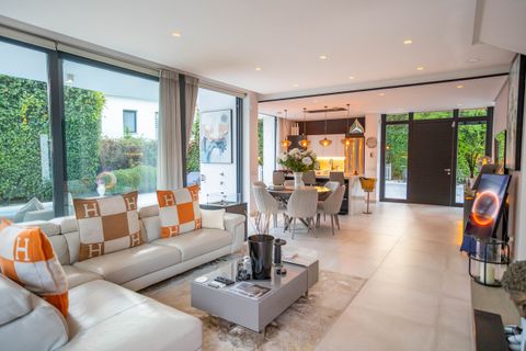 Villa a Estepona, Malaga, Estepona - € 1.799.000 | Ref: R5174350 - foto 16
