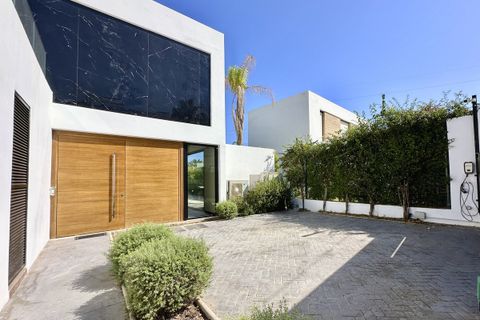 Villa a Estepona, Malaga, Estepona - € 1.999.999 | Ref: R5249389 - foto 2
