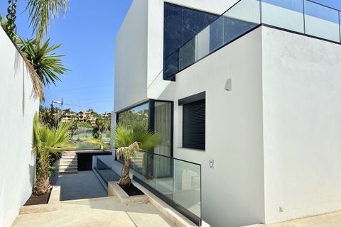 Villa a Estepona, Malaga, Estepona - € 1.999.999 | Ref: R5249389 - foto 3