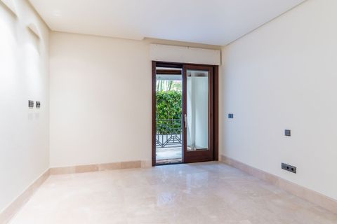 Lejlighed i Estepona, Malaga, Estepona - € 1.300.000 | Ref: R5255593 - foto 9