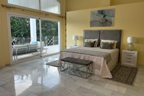 Villa a Elviria, Malaga, Elviria - € 2.900.000 | Ref: R4867882 - foto 7
