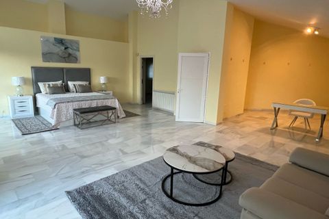 Villa a Elviria, Malaga, Elviria - € 2.900.000 | Ref: R4867882 - foto 9