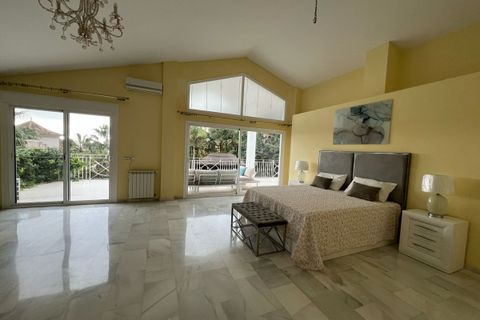 Villa a Elviria, Malaga, Elviria - € 2.900.000 | Ref: R4867882 - foto 12