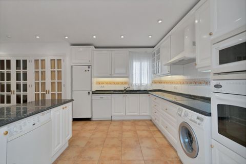 Leilighet i Marbella, Malaga, Marbella - € 639 000 | Ref: R5283316 - foto 17