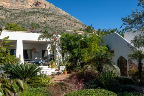 Villa i Javea, Alicante, Javea - € 1.350.000 | Ref: BHHS-CBL-1218 - foto 2