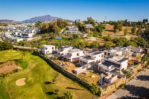 Villa a Estepona, Malaga, Estepona - € 1.800.000 | Ref: BHHS-MAR-05830 - foto 11