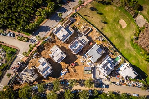 Villa a Estepona, Malaga, Estepona - € 1.800.000 | Ref: BHHS-MAR-05830 - foto 13