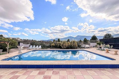 Villa a Castalla, Alicante, Castalla - € 449.995 | Ref: JJ7244 - foto 11