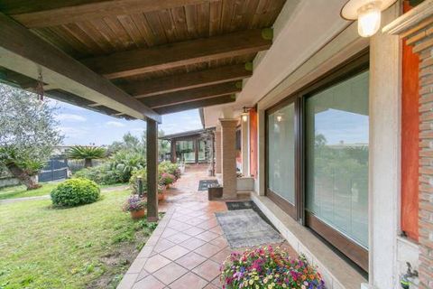 Villa a Pomezia, Rome, Pomezia - € 599.000 | Ref: 1001-731 - foto 3