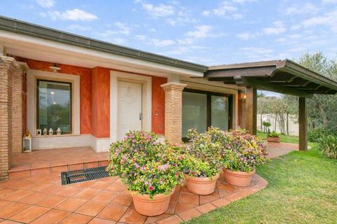 Villa a Pomezia, Rome, Pomezia - € 599.000 | Ref: 1001-731 - foto 4