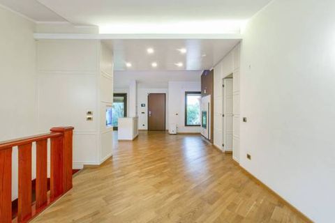 Villa a Pomezia, Rome, Pomezia - € 599.000 | Ref: 1001-731 - foto 10
