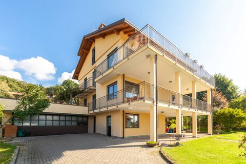 Villa i Comerio, Varese, Comerio - € 830.000 | Ref: 571-2-RD - foto 2