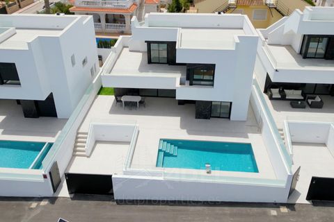 Villa i Rojales, Alicante, Rojales - € 567.000 | Ref: AO18-2347/11012 - foto 28
