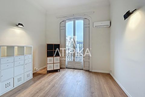 Erhvervsejendom i Barcelona, Barcelona - foto 2