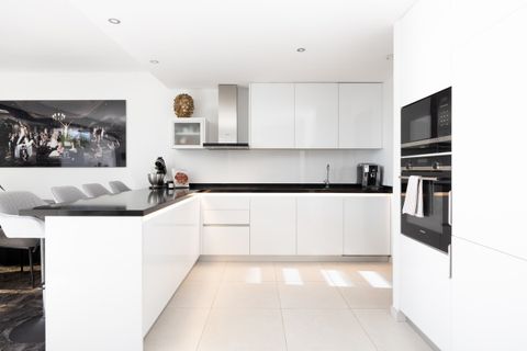 Byhus i Estepona, Malaga, Estepona - € 899.000 | Ref: R5161600 - foto 8