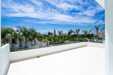 Villa a Marbella, Malaga, Marbella - € 6.400.000 | Ref: NGM010V6 - foto 15