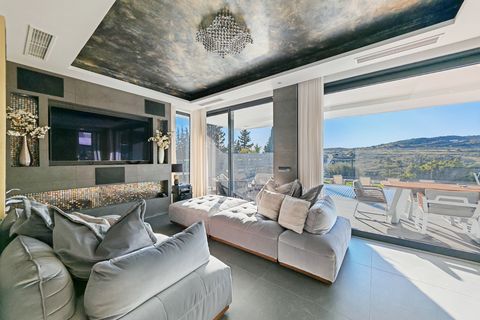 Villa a Estepona, Malaga, Estepona - € 1.400.000 | Ref: BEMV1485 - foto 3