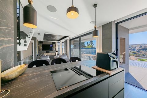 Villa a Estepona, Malaga, Estepona - € 1.400.000 | Ref: BEMV1485 - foto 8