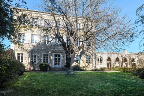 Villa i Uzes, Gard, Uzes - € 2.250.000 | Ref: HH-16044061 - foto 1