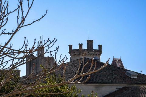Villa i Uzes, Gard, Uzes - € 2.250.000 | Ref: HH-16044061 - foto 6