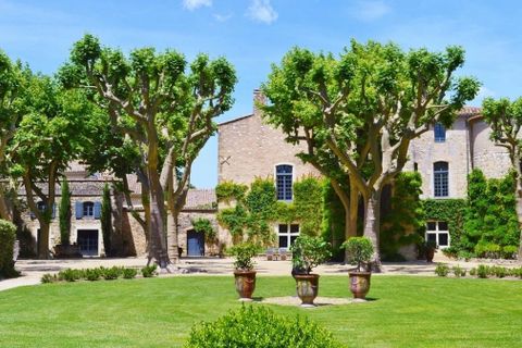 Villa i Uzes, Gard, Uzes - € 1.950.000 | Ref: HH-16044045 - foto 1