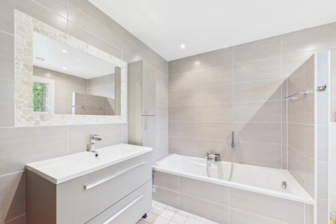 Villa i Le Rouret, Alpes-Maritimes, Le Rouret - € 1.095.000 | Ref: HH-16043919 - foto 17