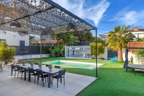 Villa a Marseille, Bouches-du-Rhone, Marseille - € 1.790.000 | Ref: HH-16036541 - foto 3