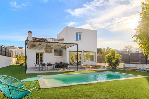 Villa a Marseille, Bouches-du-Rhone, Marseille - € 1.790.000 | Ref: HH-16036541 - foto 4