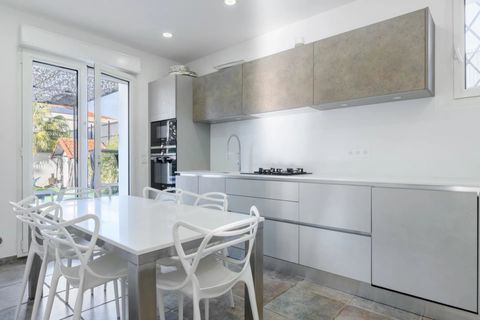 Villa a Marseille, Bouches-du-Rhone, Marseille - € 1.790.000 | Ref: HH-16036541 - foto 10