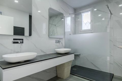 Villa a Marseille, Bouches-du-Rhone, Marseille - € 1.790.000 | Ref: HH-16036541 - foto 12