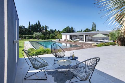 Villa a Eyguières, Bouches-du-Rhone, Eyguières - € 1.550.000 | Ref: HH-16021825 - foto 6