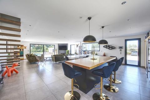 Villa a Eyguières, Bouches-du-Rhone, Eyguières - € 1.550.000 | Ref: HH-16021825 - foto 30