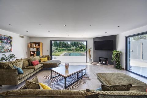 Villa a Eyguières, Bouches-du-Rhone, Eyguières - € 1.550.000 | Ref: HH-16021825 - foto 45