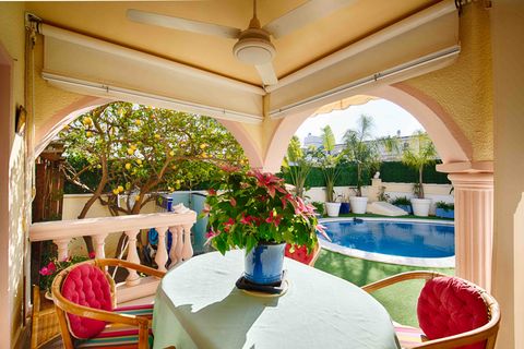 Villa i Empuriabrava, Gerona, Empuriabrava - € 525.000 | Ref: W-047YS6 - foto 7
