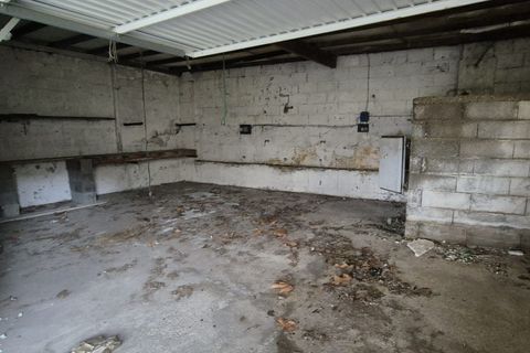 Erhvervsejendom i Arles, Bouches-du-Rhone, Arles - € 380.000 | Ref: VP104-ACTIVPATRIMONIA - foto 6